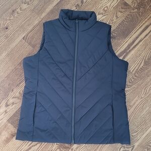 NWOT Lands' End Black Quilted Vest